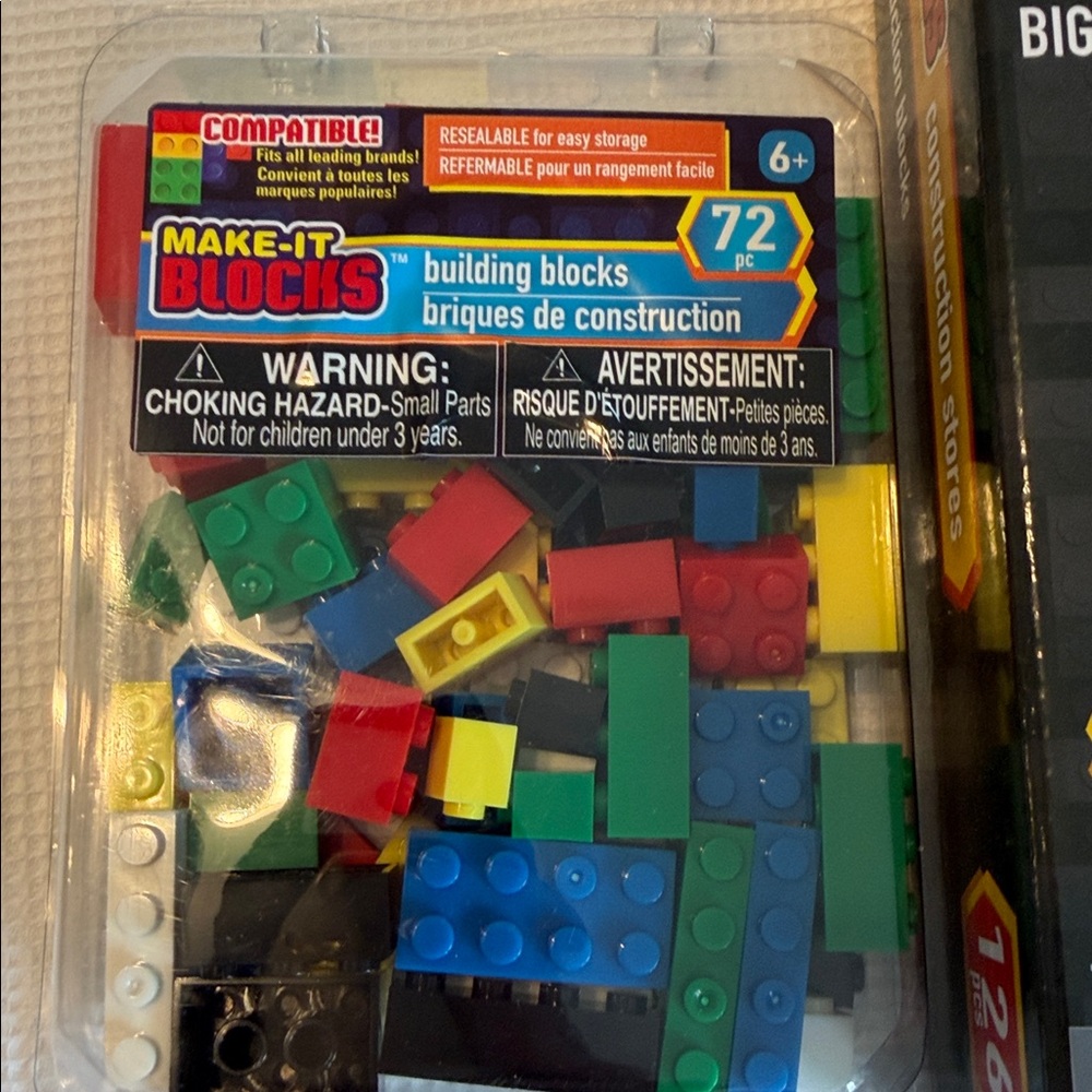 Make it Blocks Construction Set with Figures - Multicolor Bundle - Picture 7 of 11